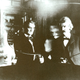 Mark Twain y Joseph Jeffersonen el laboratorio de Tesla (la figura de Tesla en el centro). Getty